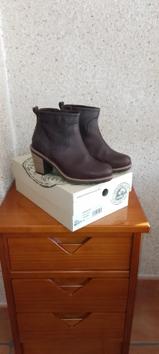 Botas Panama Jack mujer.
