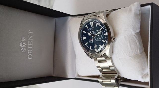 Reloj Orient FET0N001D0 Azul y Plateado