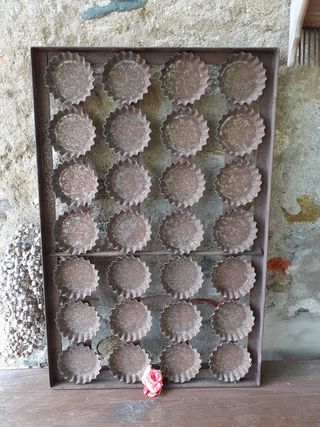 Stampo per tartellette antico