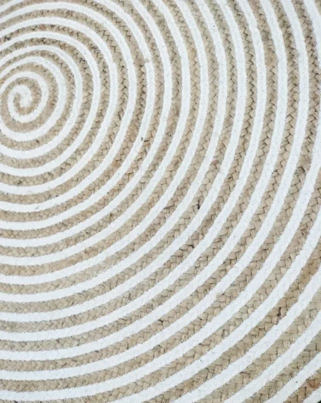 Tapete de Iute Natural com Linhas Brancas