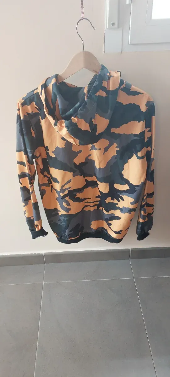 Sudadera Savage Camuflaje Naranja y Negra