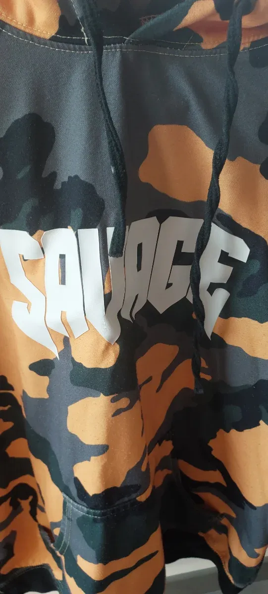 Sudadera Savage Camuflaje Naranja y Negra