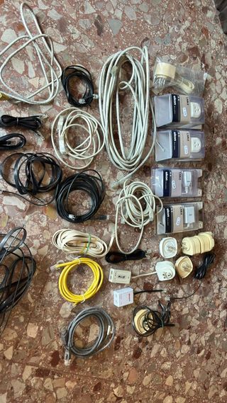 Stock Cavi e Accessori Rete Elettrici