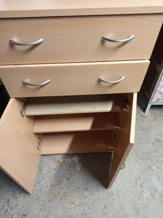 Dos Muebles  taquillón con cajones y puertas