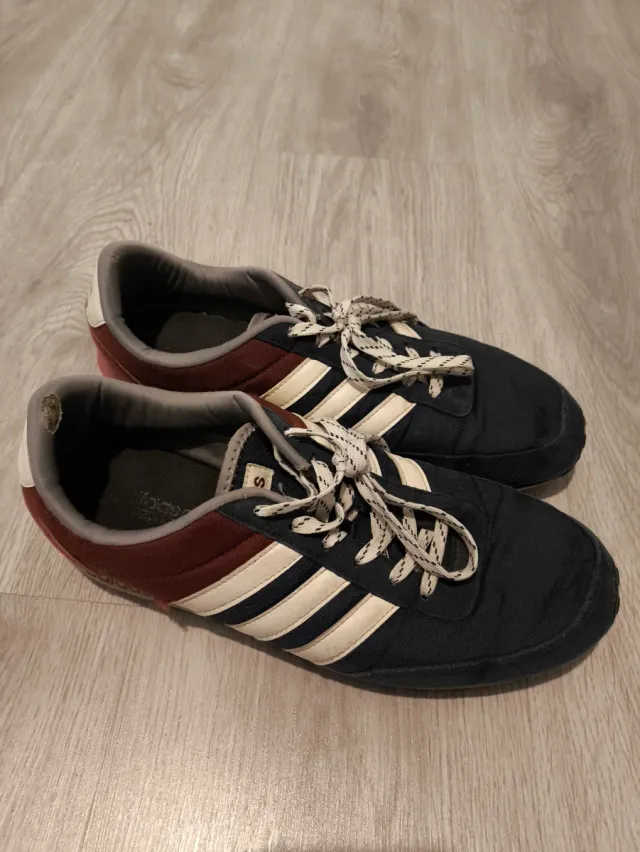 Zapatillas Adidas Talla 43 Negras y Rojas
