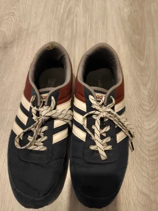 Zapatillas Adidas Talla 43 Negras y Rojas