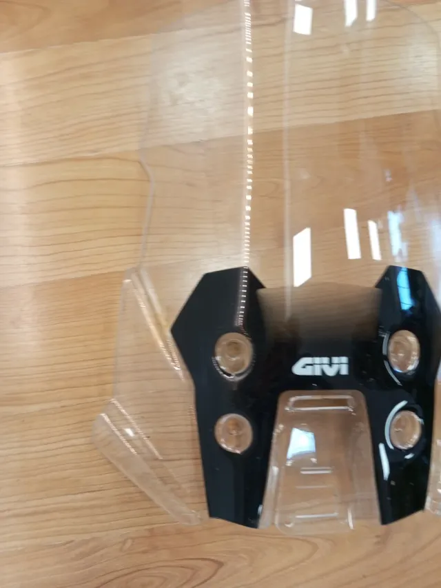 Pantalla Givi Suzuki V-Strom Alta