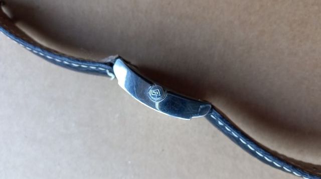 Reloj Festina Cuadrado Negro y Plateado