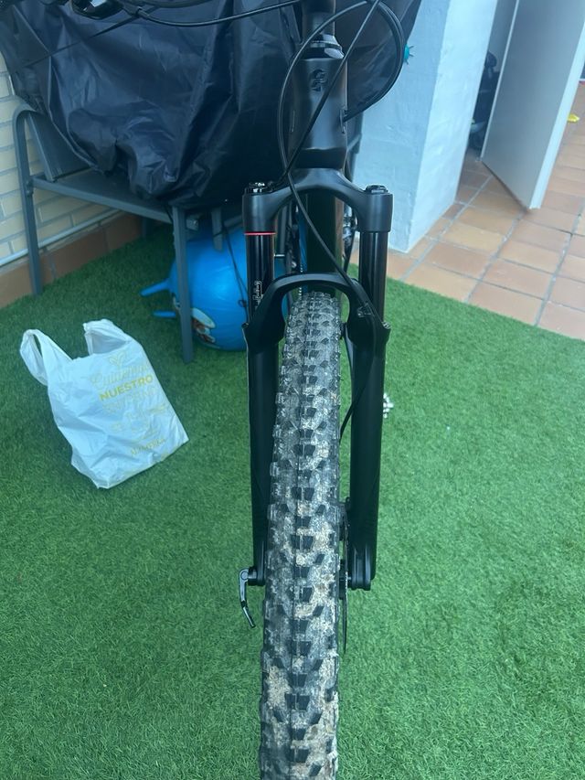 Horquilla Rock Shox Reba 100mm 29