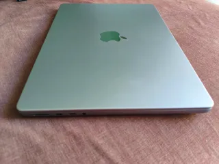 MacBook Pro M1 Pro 16gb RAM 512GB Gris