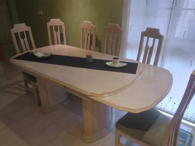 Mesa comedor extensible y 6 sillas