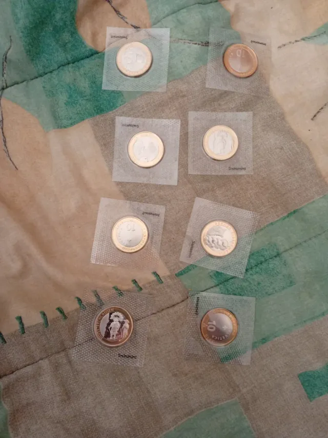 Lote 80 francos suizos