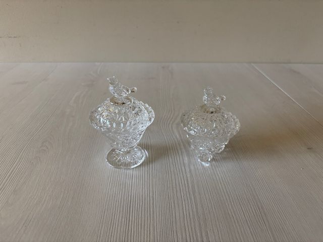 Dos Bomboneras de cristal pequeñas