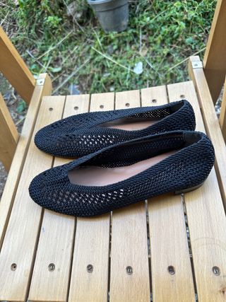 Zapatos planos negros tejidos mujer