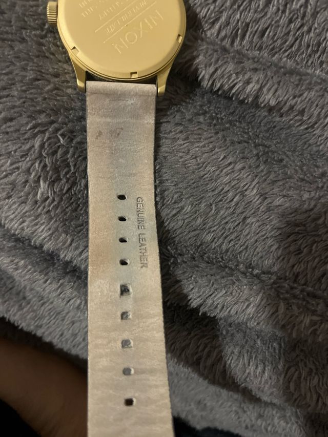 Reloj Nixon Cuero Beige/Dorado Hombre