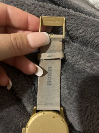 Reloj Nixon Cuero Beige/Dorado Hombre