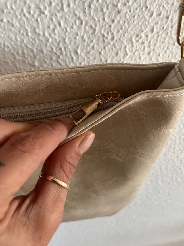REGALO Bolso de hombro sintético beige