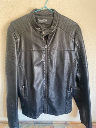 Cazadora Pull&Bear Negra Talla L