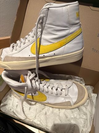 Nike Blazer Mid '77 Vintage Amarillo Blanco
