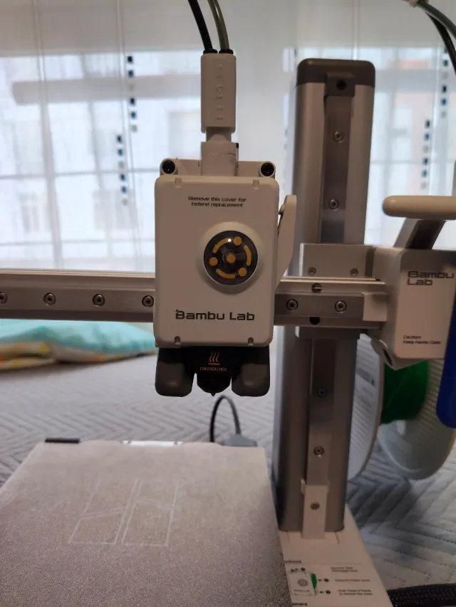 Impresora 3D Bambu Lab mini Gris/Blanca