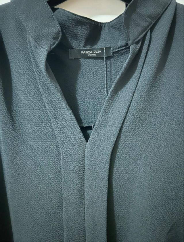 Blusa Piazza Italia nera taglia M