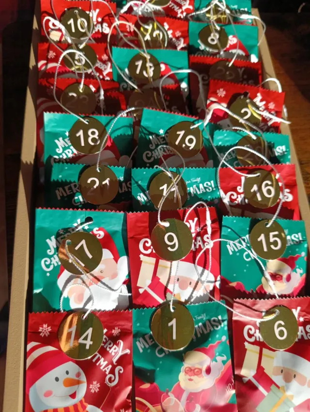 Calendario Avvento Natale 24 Giorni