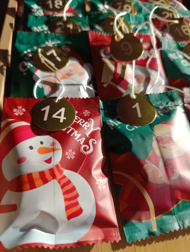 Calendario Avvento Natale 24 Giorni