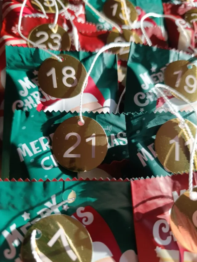 Calendario Avvento Natale 24 Giorni