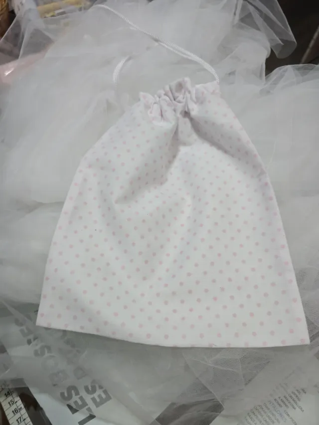 Bolsa de merienda con lunares rosas