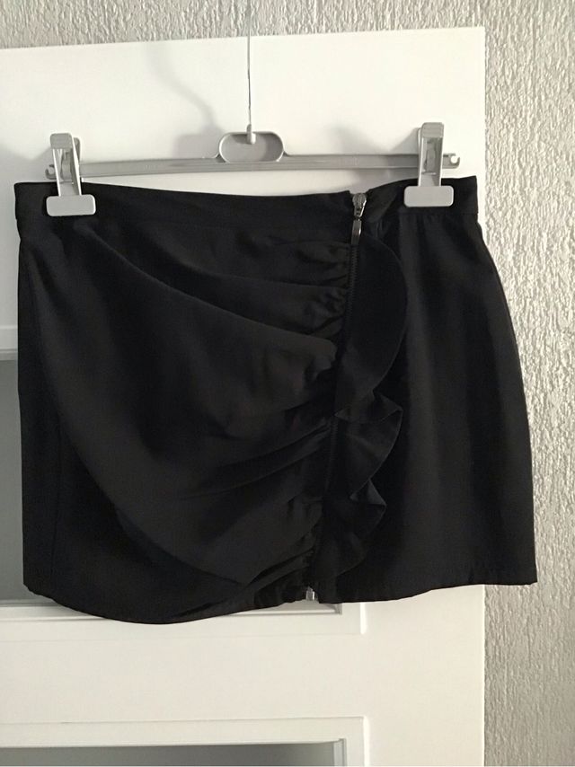 Minifalda Zara Talla L Negra