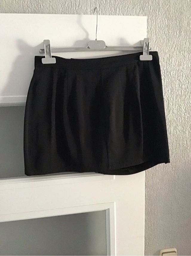 Minifalda Zara Talla L Negra