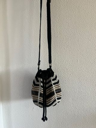 Bolso bombonera abalorios y ante