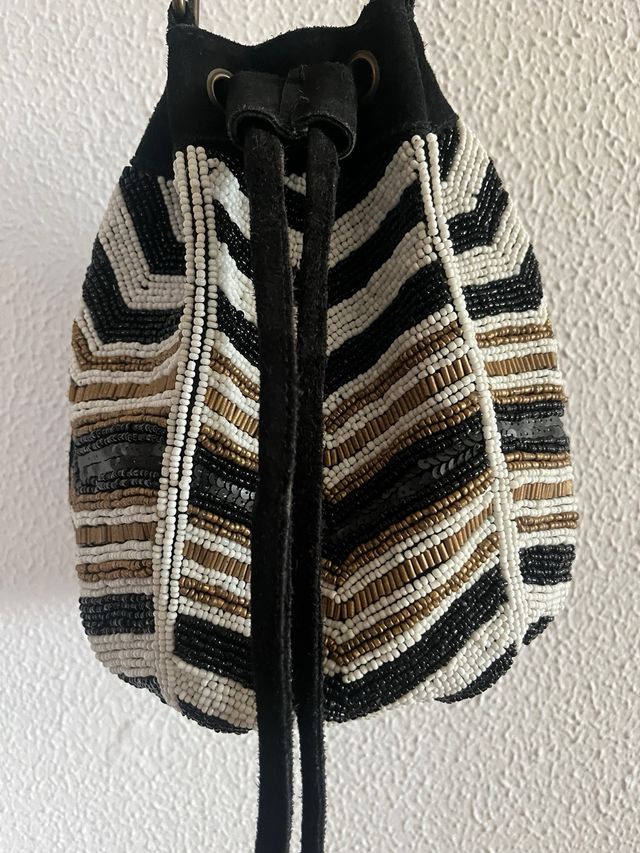 Bolso bombonera abalorios y ante