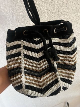 Bolso bombonera abalorios y ante