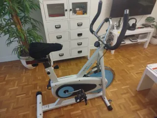 Bicicleta Estática AIRIS