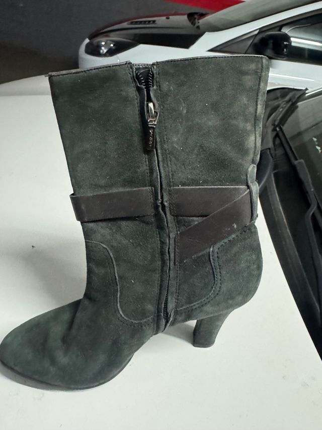 Botas Geox grises de ante