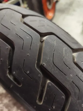 Neumático Dunlop 150/80B16 71H D404 Harley Davidso