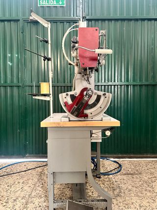 Máquina coser cascos CMCI BC-20