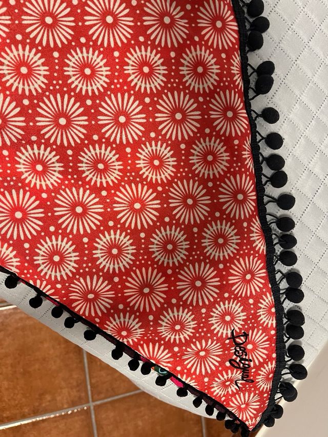 Pañoleta desigual multicolor