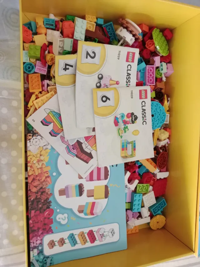 LEGO Classic 11029 900 Piezas