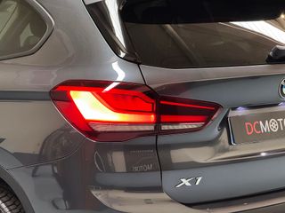 BMW X1 sDrive18i DCT