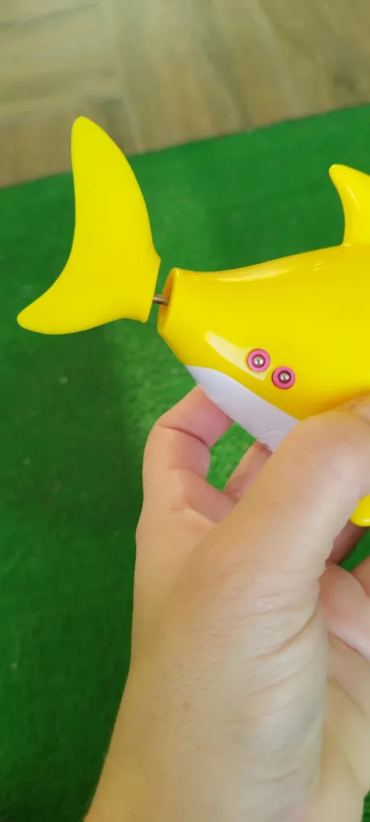Baby Shark Acuático
