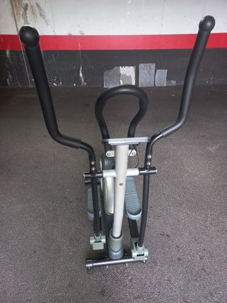 Bicicleta Elíptica BH Fitness