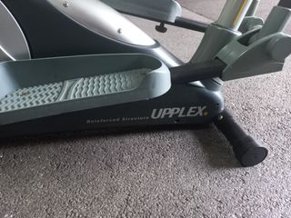 Bicicleta Elíptica BH Fitness