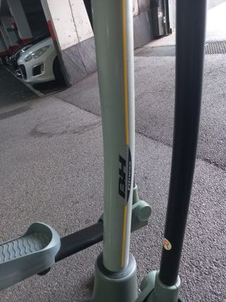 Bicicleta Elíptica BH Fitness