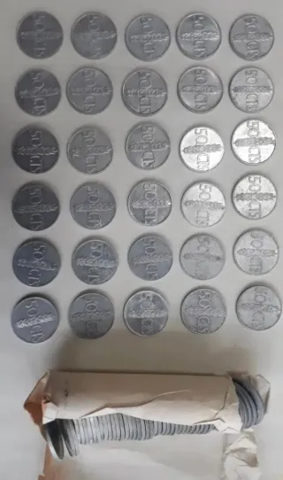 Lote de billetes y monedas españolas de 1937/1966