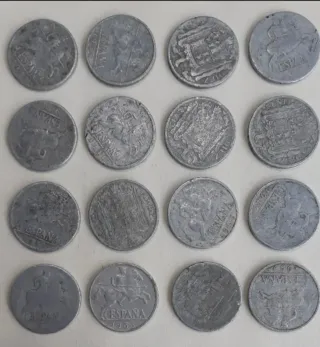 Lote de billetes y monedas españolas de 1937/1966