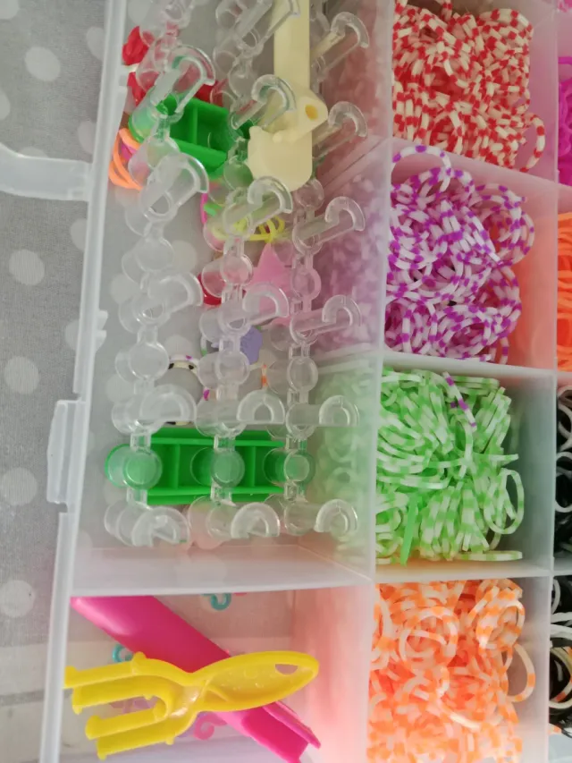 Maletín para hacer pulseras de goma