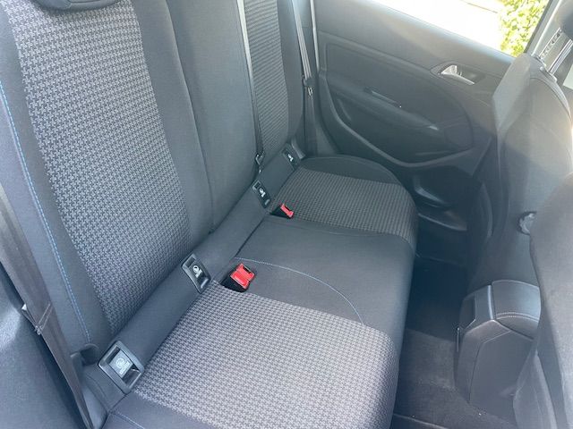 Peugeot 308 BlueHdi 130cv Style