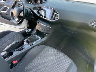 Peugeot 308 BlueHdi 130cv Style